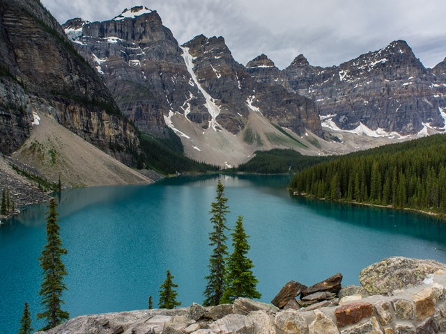 Conheça os 5 melhores lagos para visitar no Canadá