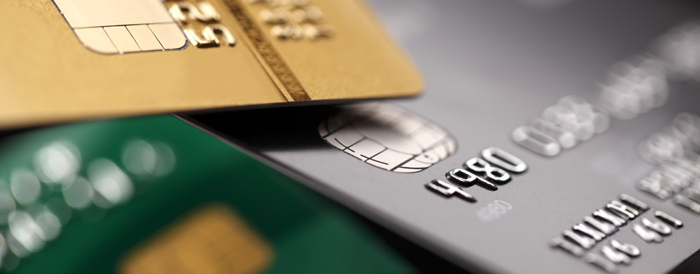 Conheça 3 cartões de crédito que são bons para acumular milhas